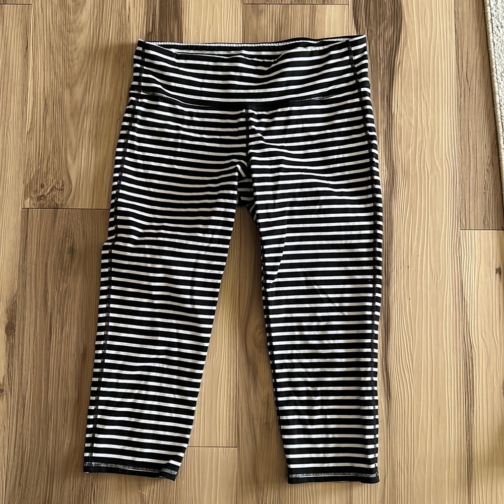 Athleta crop leggings